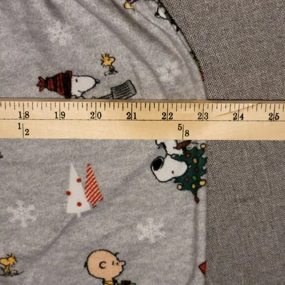 Peanuts Christmas Pajama Set Womens Large Gray Snoopy Charlie Brown Flannel PJs - Picture 13 of 16